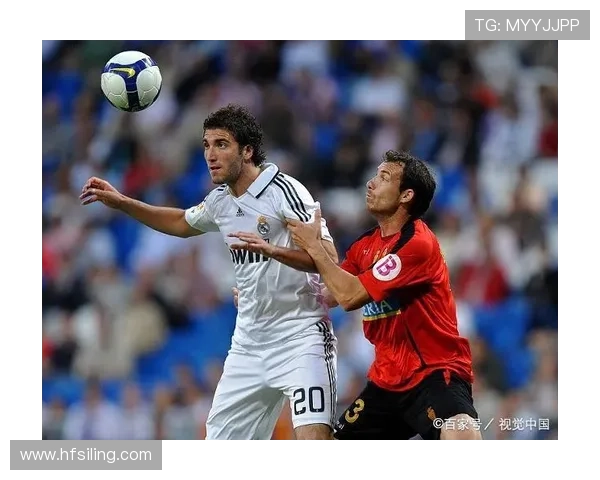 赫塔菲边路进攻表现稳健，战术执行清晰