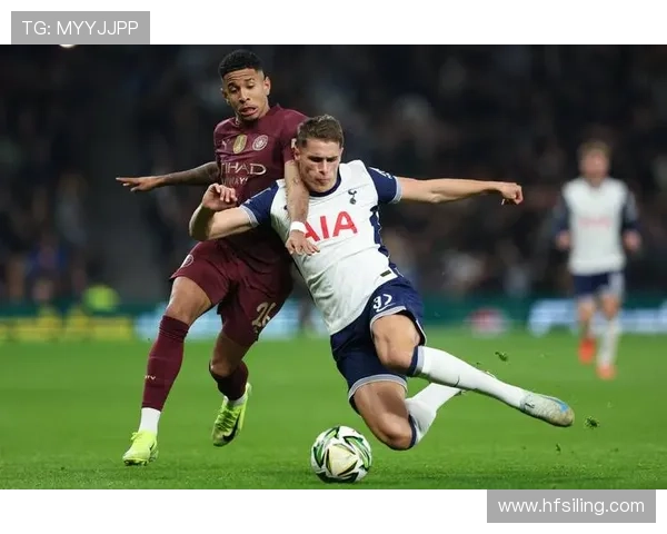 乌奈·埃梅里率队表现稳健,本赛季在英超竞争力持续提升 乌奈·埃梅里率队表现稳健,本赛季在英超竞争力持续提升